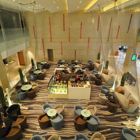 Holiday Inn Qingdao City Center, An Ihg Hotel - May 4Th Square Интерьер фото